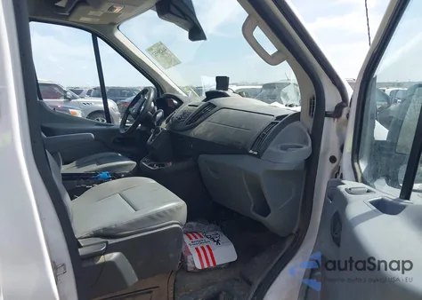 2018 Ford Transit-250 z USA, uszkodzony, nr VIN 1FTYR2CM9JKA15458